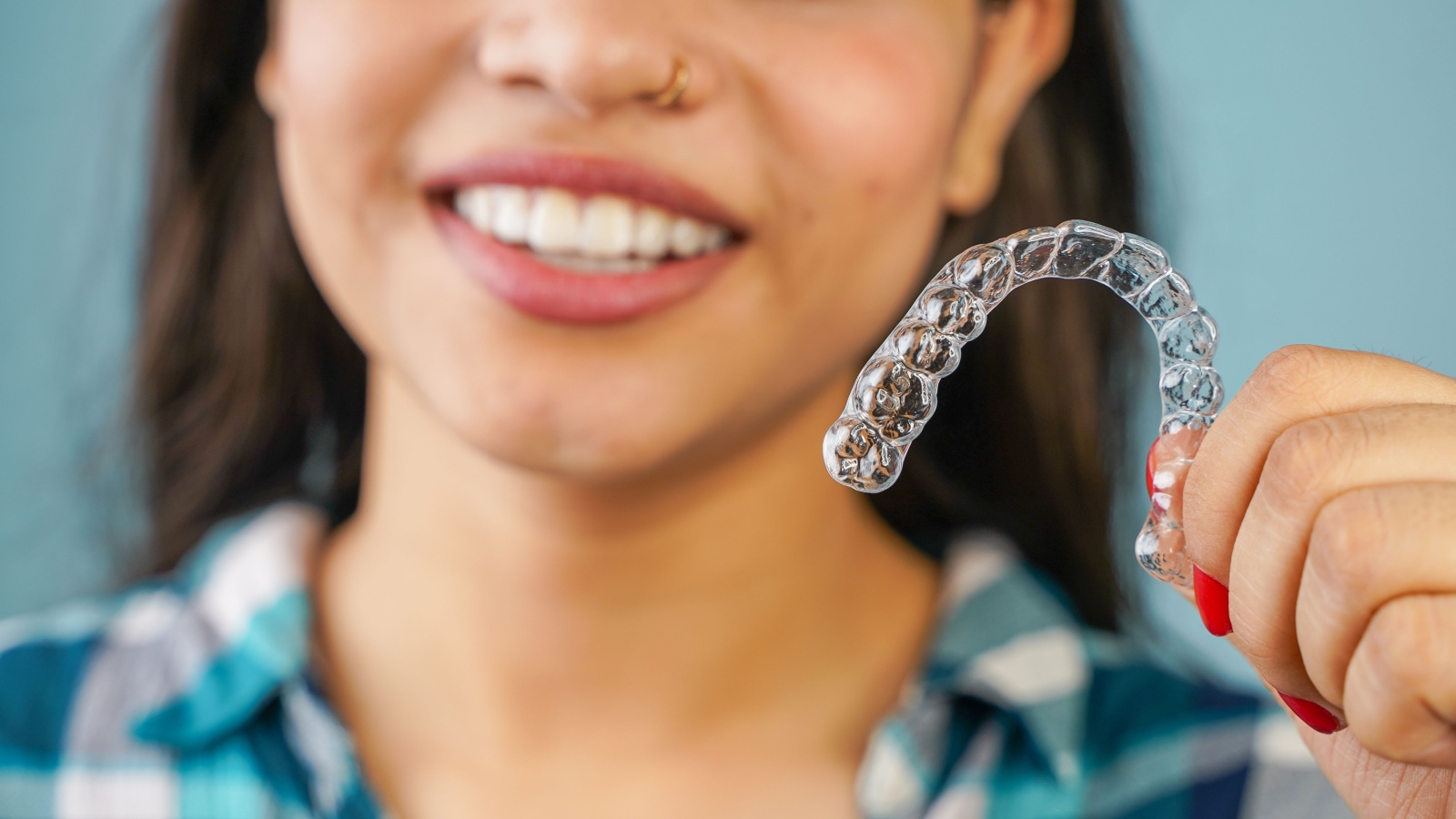 Invisalign: A Low-Maintenance New Year’s Resolution