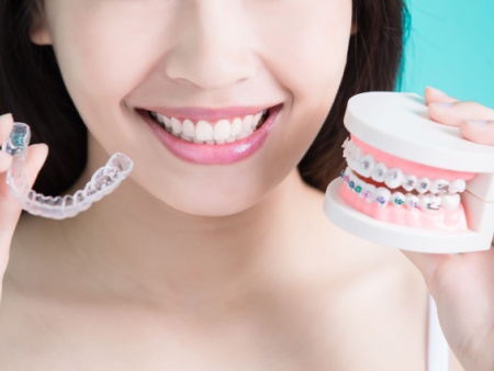 Braces vs Invisalign® Comparison